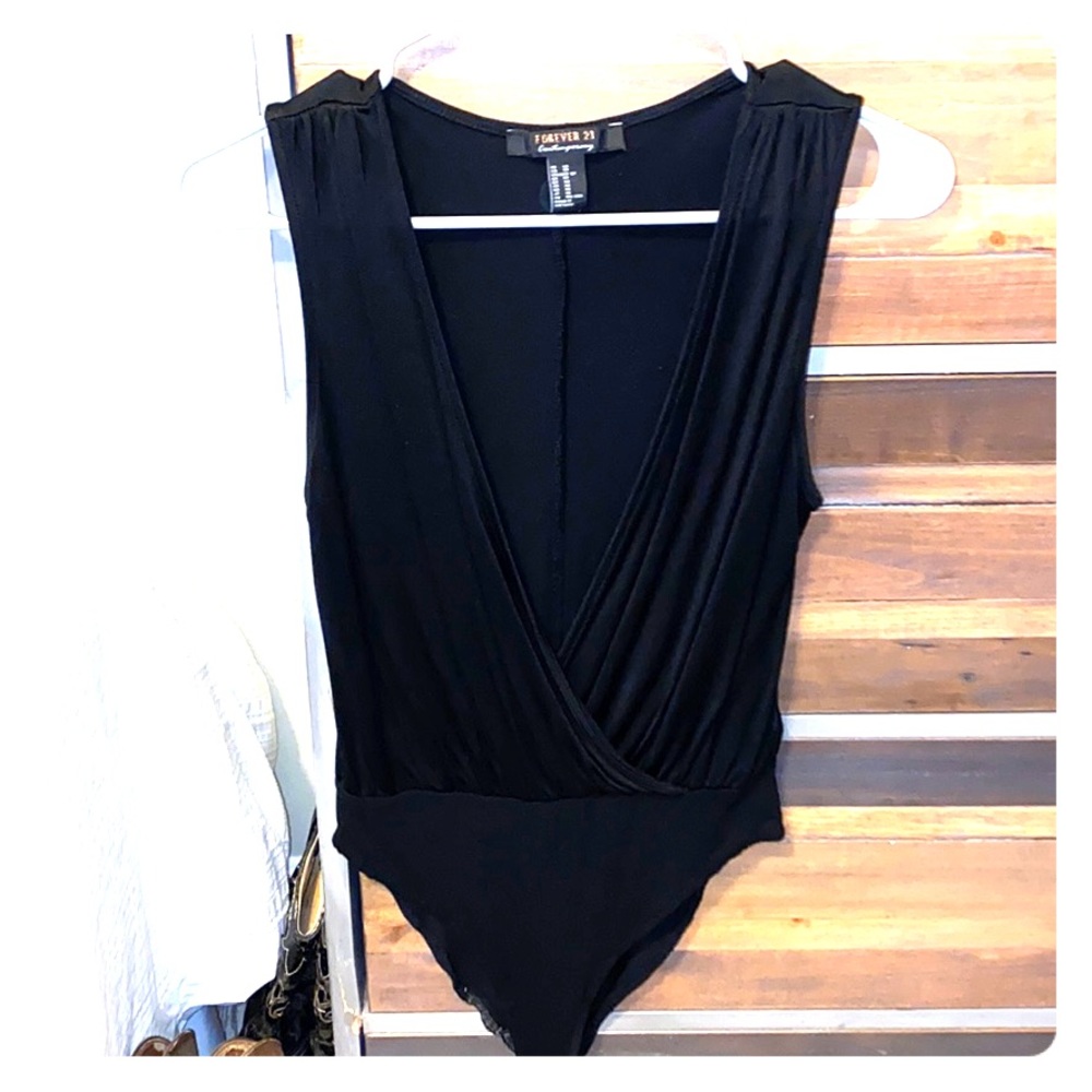 Forever 21 bodysuit never worn